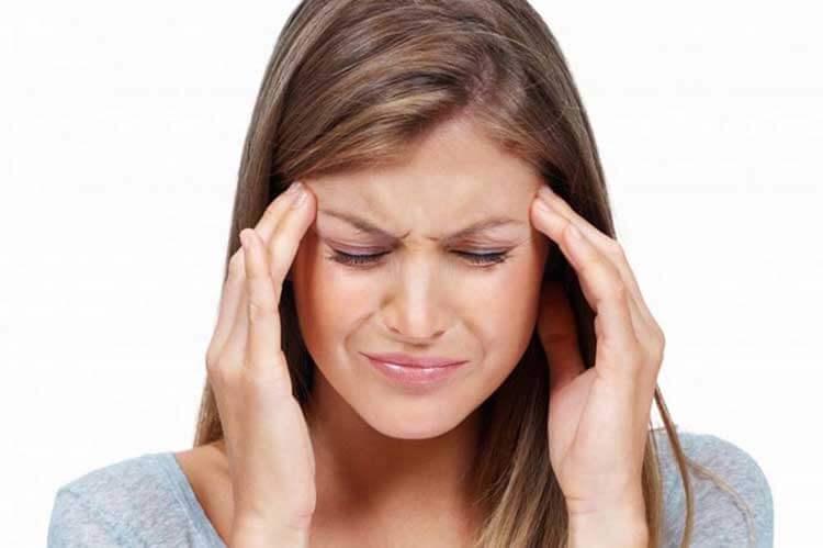 Đau đầu, chóng mặt là triệu chứng của căn bệnh