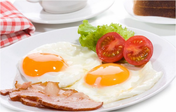 Trứng rất giàu protein và vitamin
