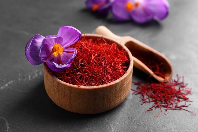 Có những loại sản phẩm Saffron nhụy hoa nghệ tây nào