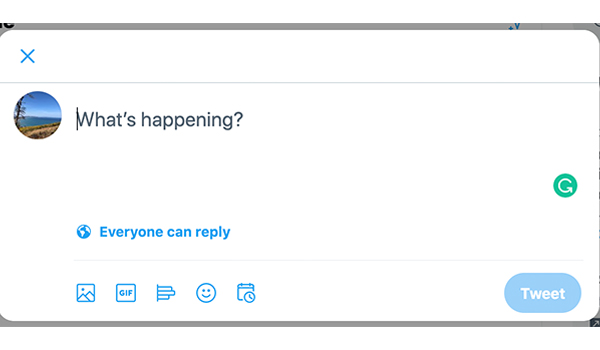 Chia sẻ trạng thái trên ứng dụng Twitter