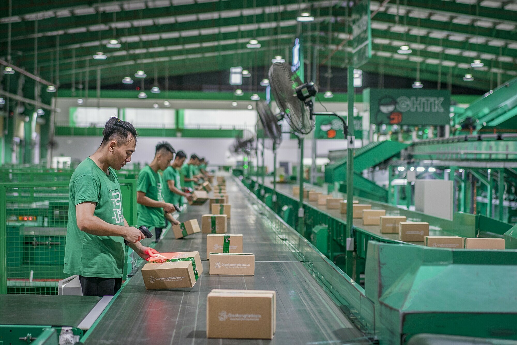 10 điều cần biết khi gửi hàng qua Giao hàng tiết kiệm