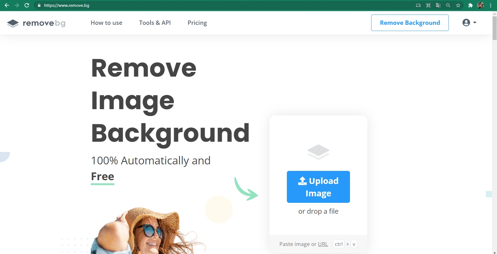 Remove.bg - Công cụ giúp tách nền khỏi chủ thể chỉ trong 5s